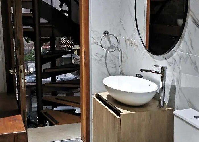 The Zephyr House -2- 샬레 *